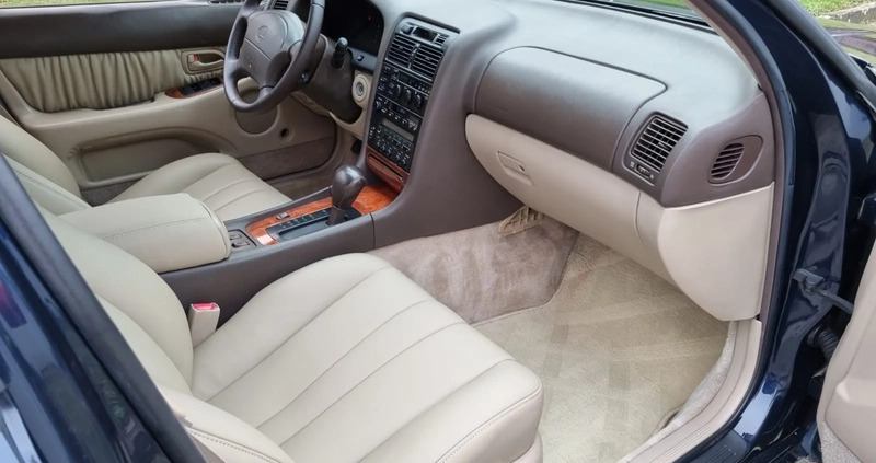 Lexus GS cena 41500 przebieg: 209000, rok produkcji 1994 z Wrocław małe 466